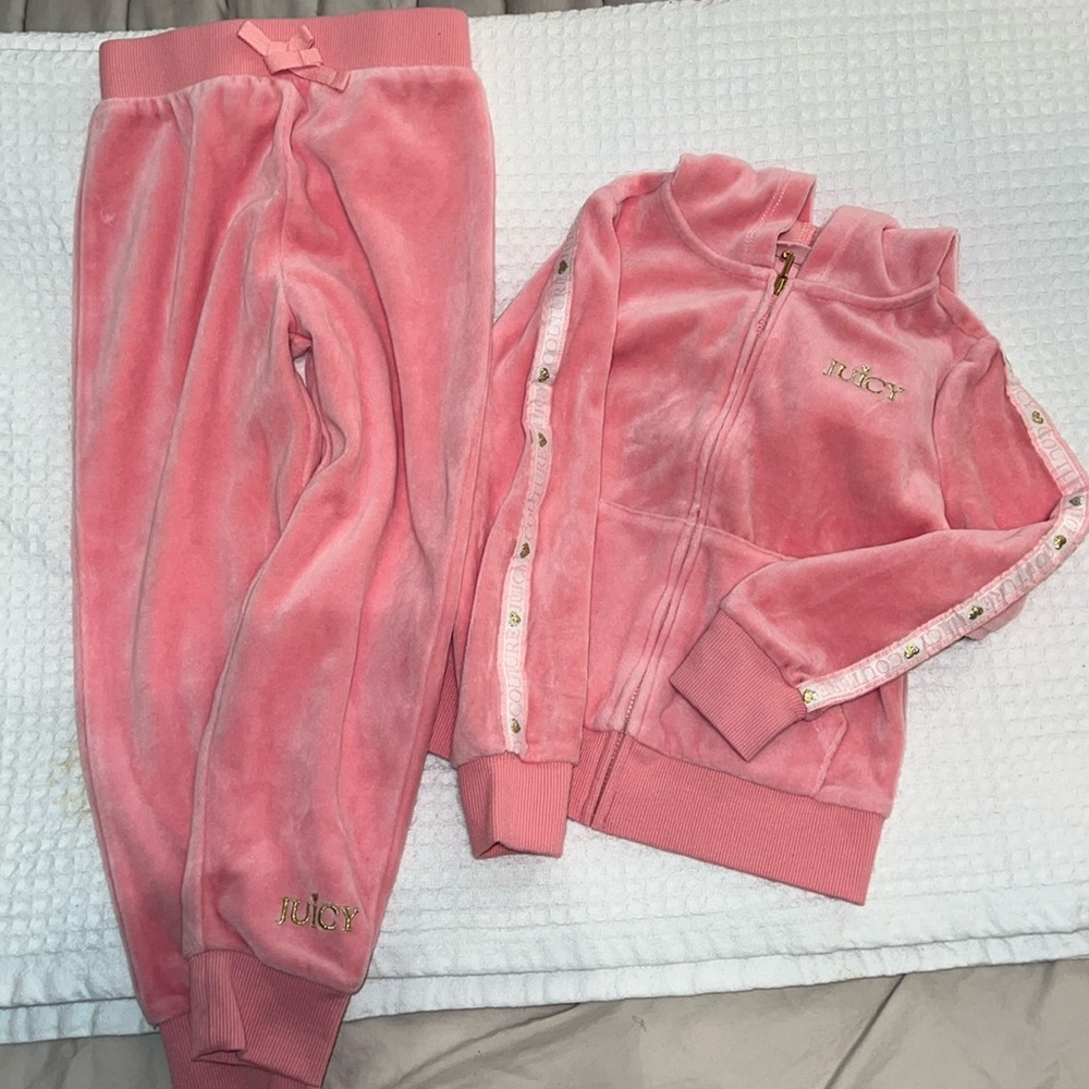 Kids Juicy Couture sweat suit